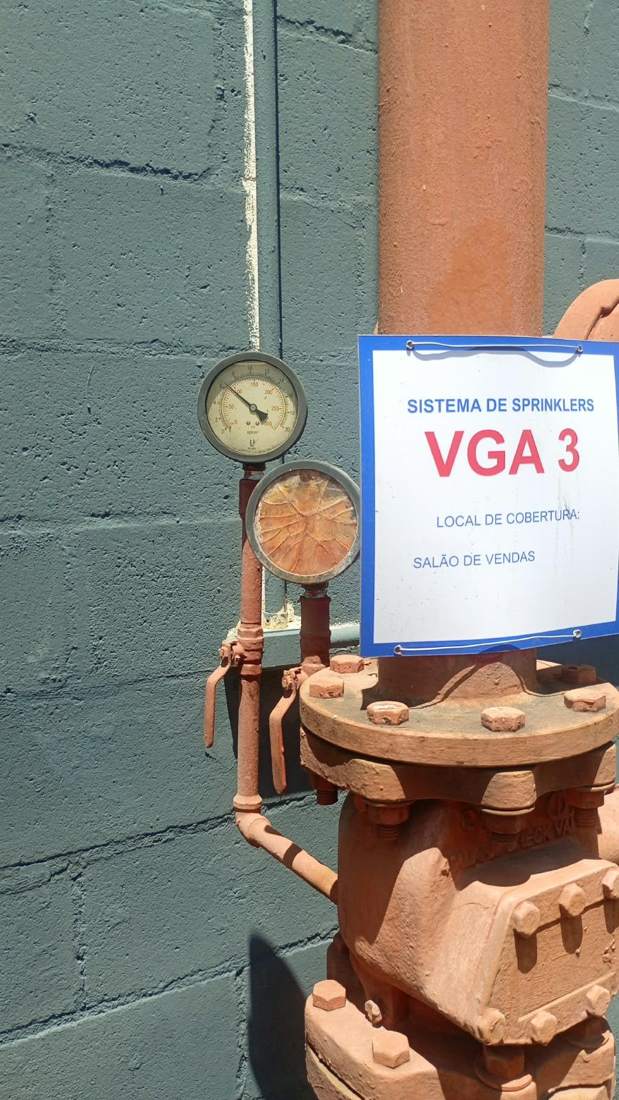Válvula de governo e alarme do sistema de sprinklers com manômetros